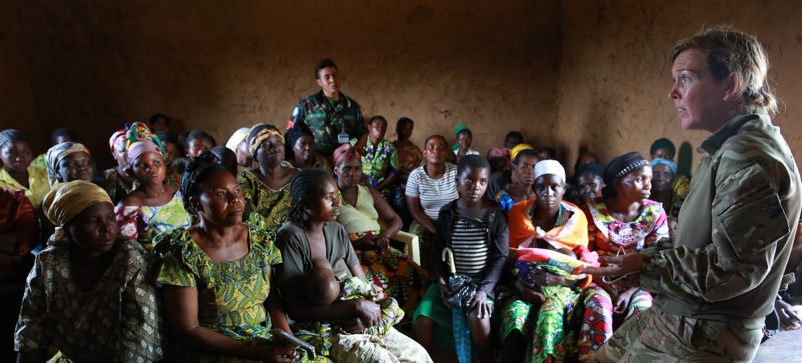 “Accord de Paix Historique entre la RDC et le Rwanda : Un Accueil Plein d’Espoir mais Sceptique dans une Ville Contrôlée par les Rebelles” En 2025